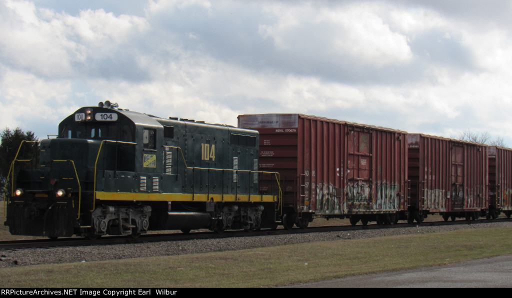 Ohio South Central Railroad (OSCR) 104